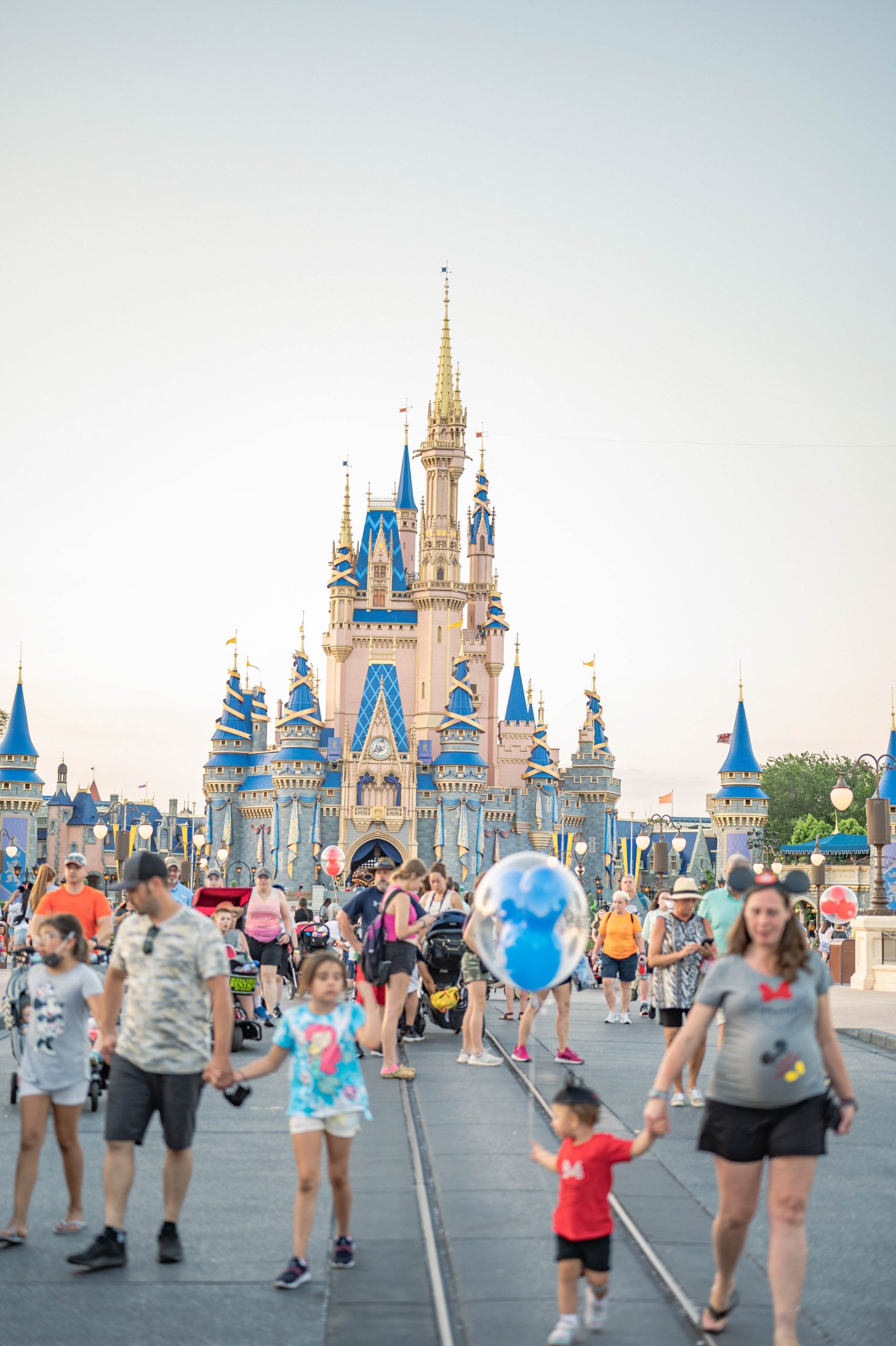 5 Things to know in 2022 Before Taking an Under Two to Disneyland